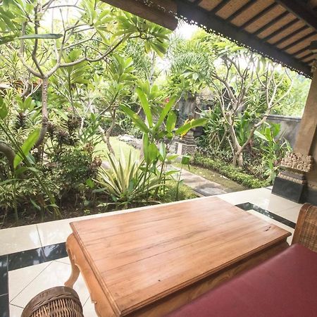 Trijaya Guest House Pemuteran Bagian luar foto