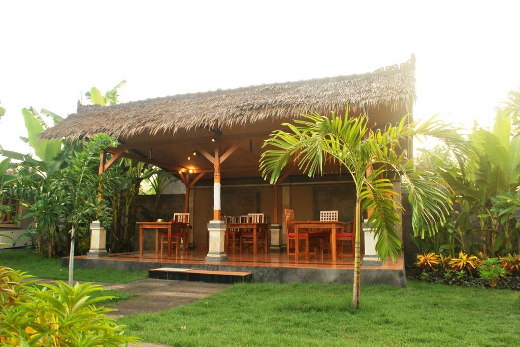 Trijaya Guest House Pemuteran Bagian luar foto