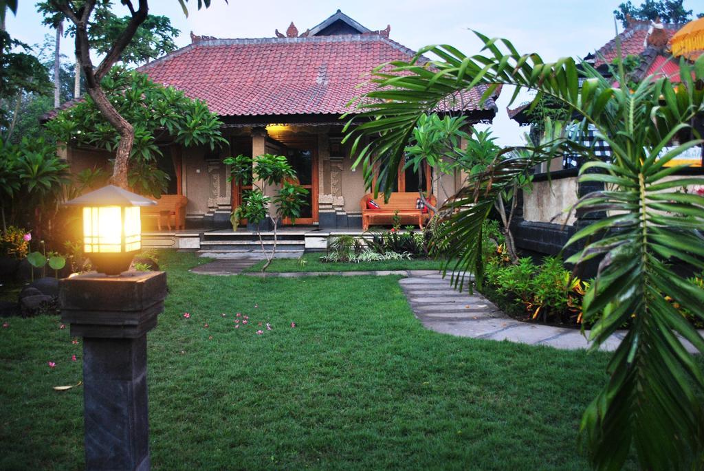 Trijaya Guest House Pemuteran Bagian luar foto