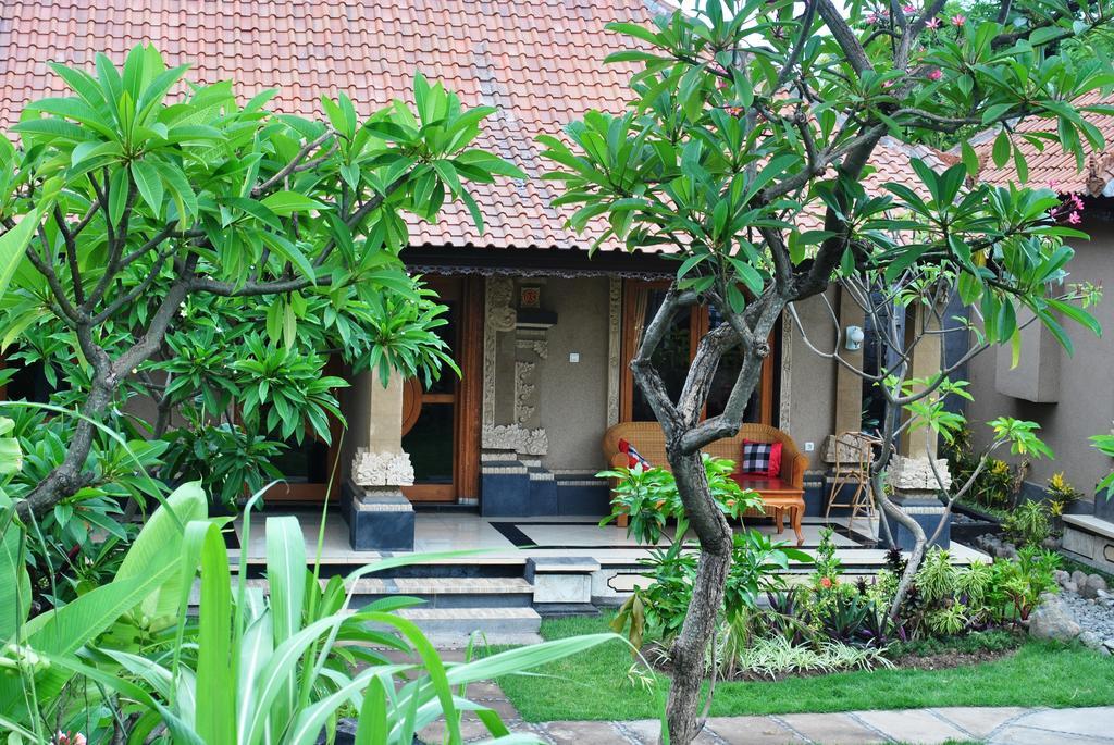 Trijaya Guest House Pemuteran Bagian luar foto
