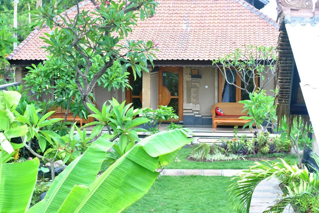 Trijaya Guest House Pemuteran Bagian luar foto