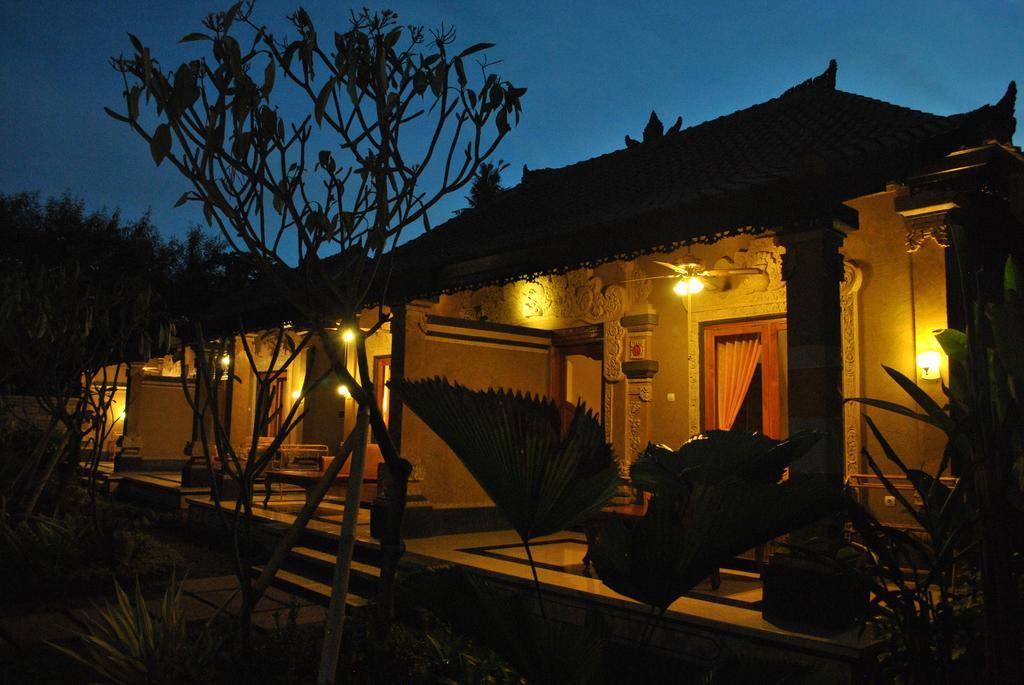 Trijaya Guest House Pemuteran Bagian luar foto