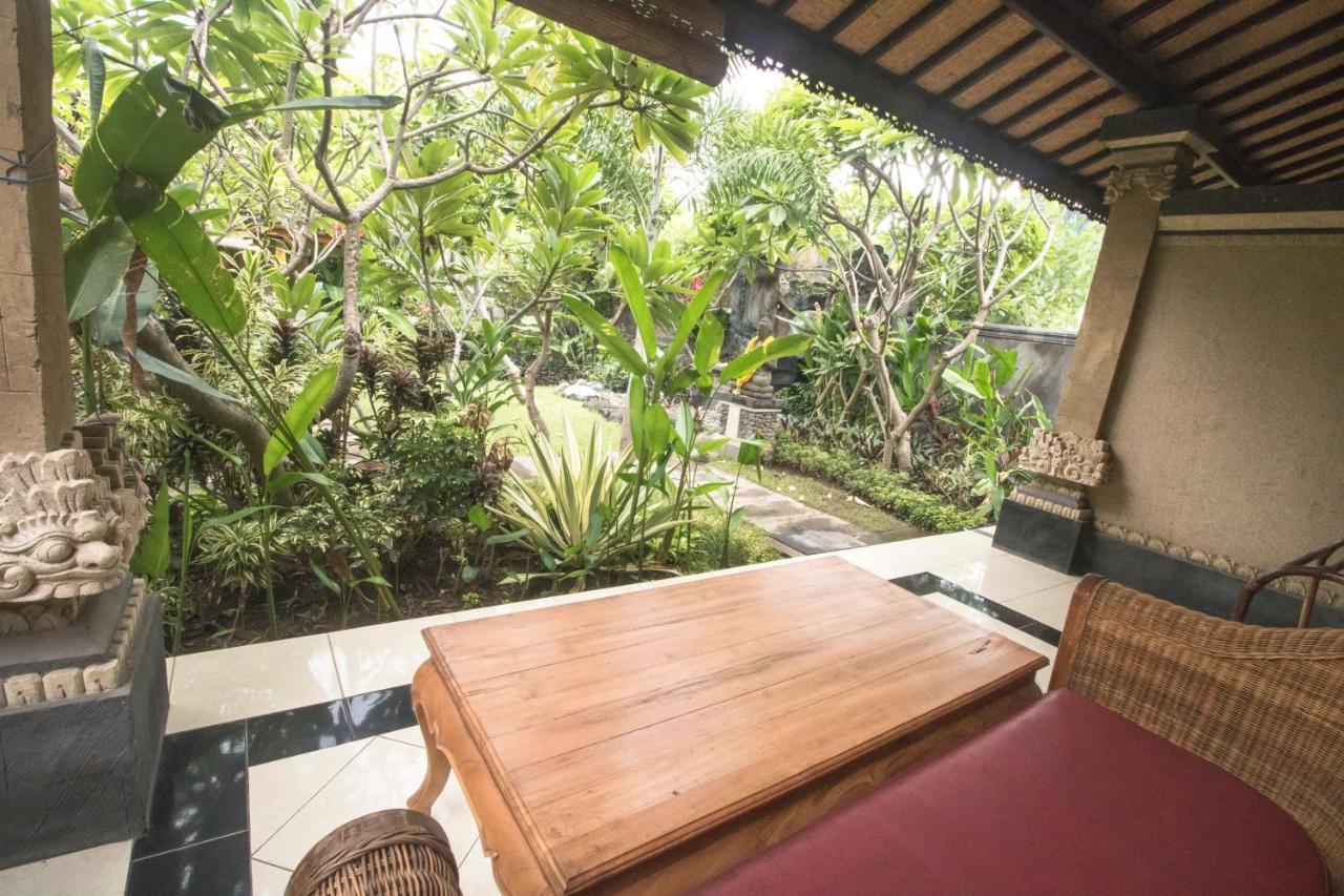 Trijaya Guest House Pemuteran Bagian luar foto