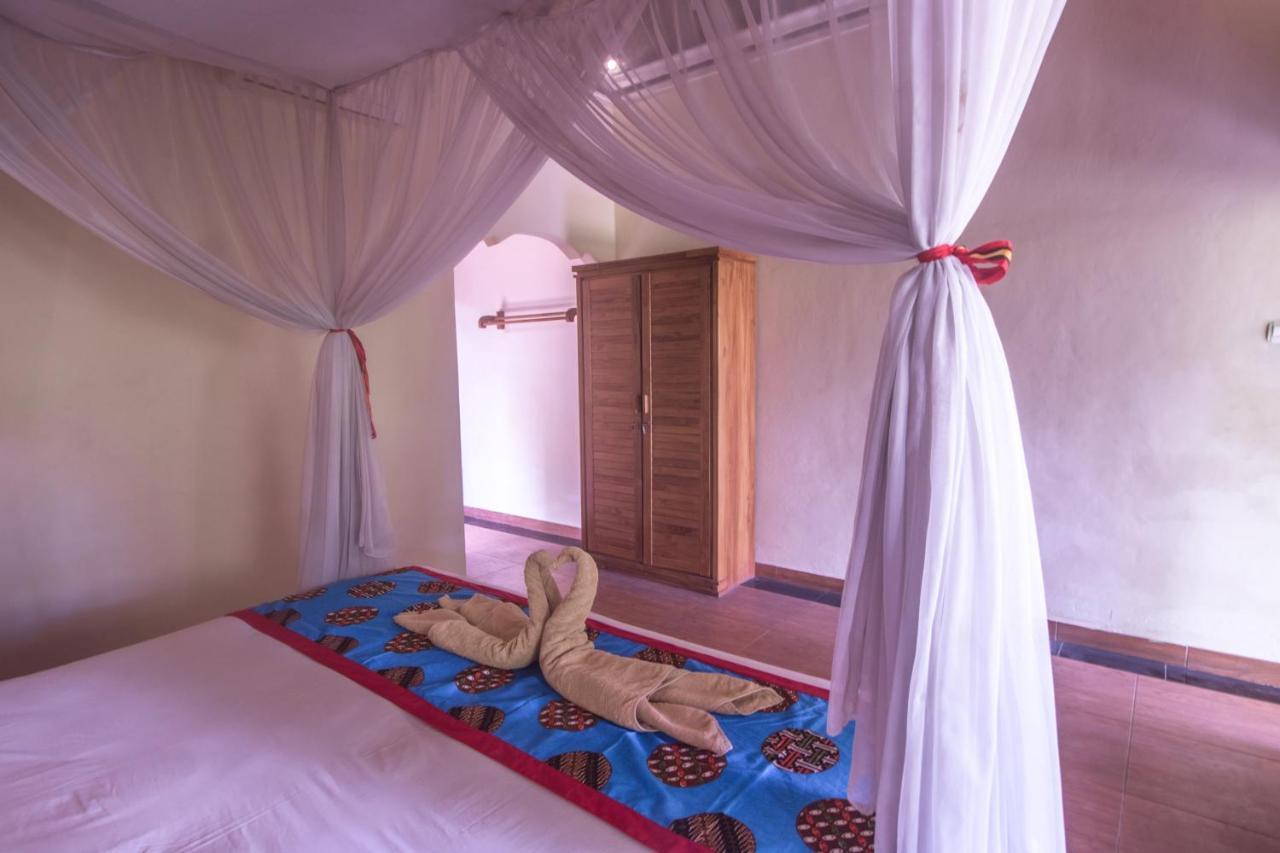 Trijaya Guest House Pemuteran Bagian luar foto